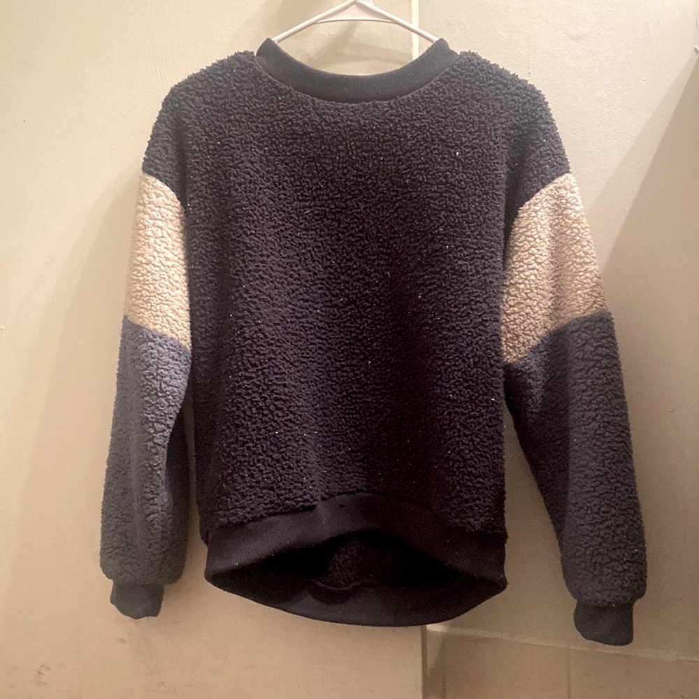American eagle sweater!
